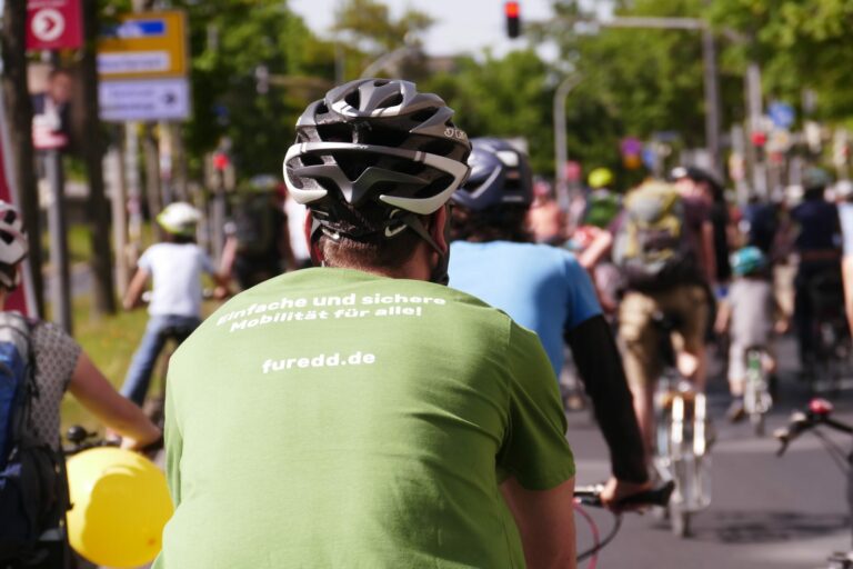 Dresden: Fuß- und Radentscheid gestartet
